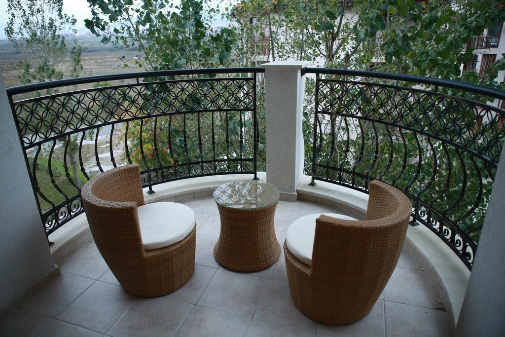 Harmony Suites Jungle Sunny Beach Oda fotoğraf