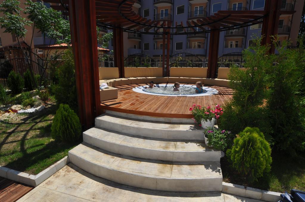 Harmony Suites Jungle Sunny Beach Dış mekan fotoğraf