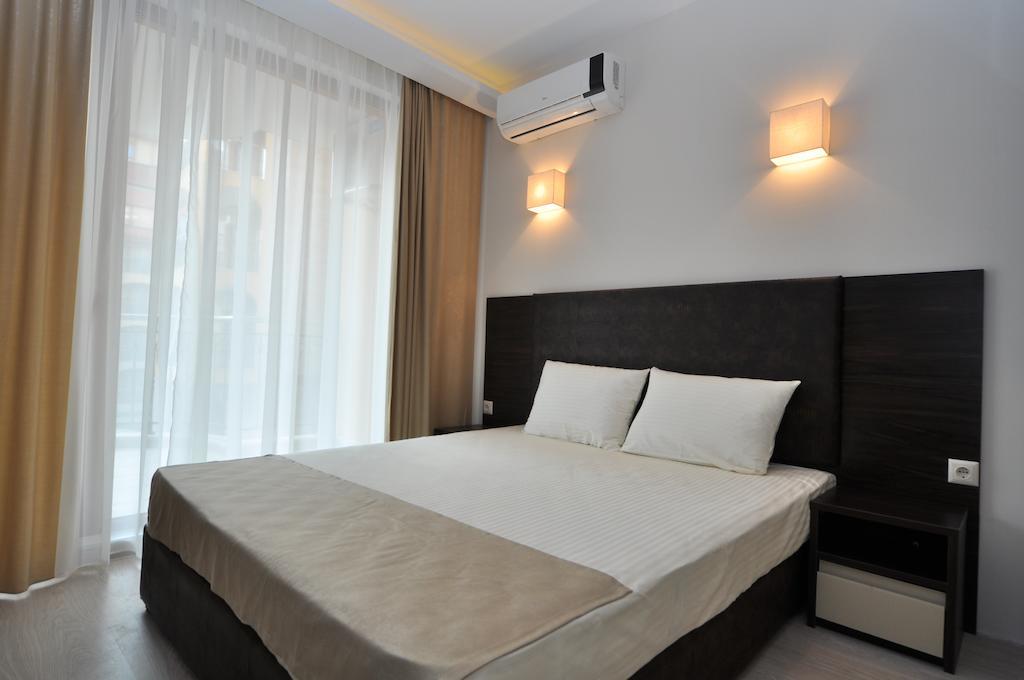 Harmony Suites Jungle Sunny Beach Dış mekan fotoğraf